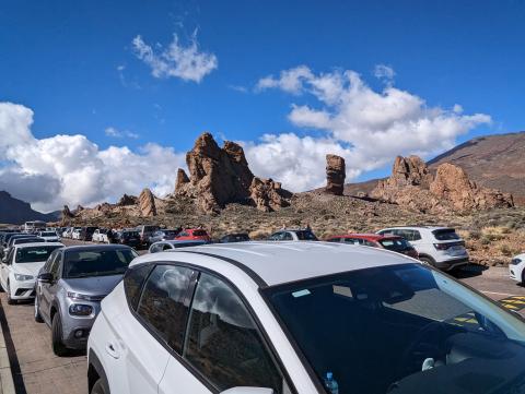 Parking at Roques de García was insane